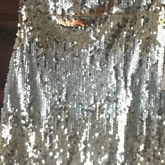SOCIAL COUTURE: GOLD AND SILVER SEQUIN STRAPLESS DRESS SIZE L - Picture 5 of 5